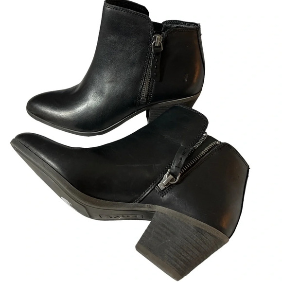 Frye Shoes - FRYE Judith Black Leather Ankle Bootie short Boots size 6.5